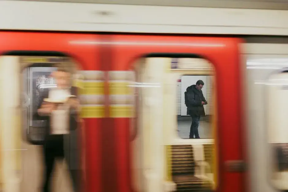 Prăbușire în tunelul Magistralei 4 de metrou la București