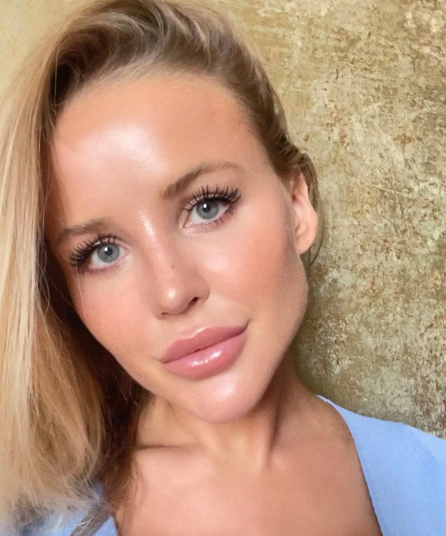 Victoria Baeva Wallpapers Insta Fit Bio (4)