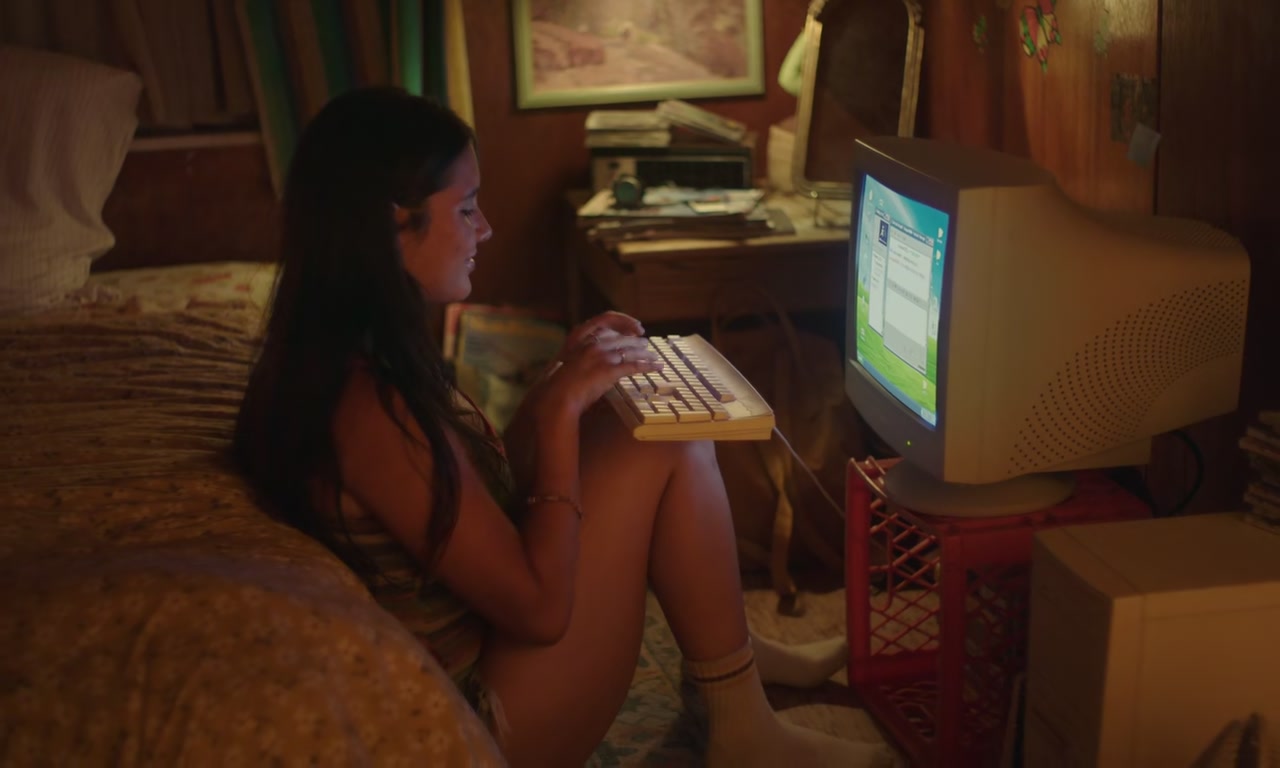 Girls Like Girls Screenshot
