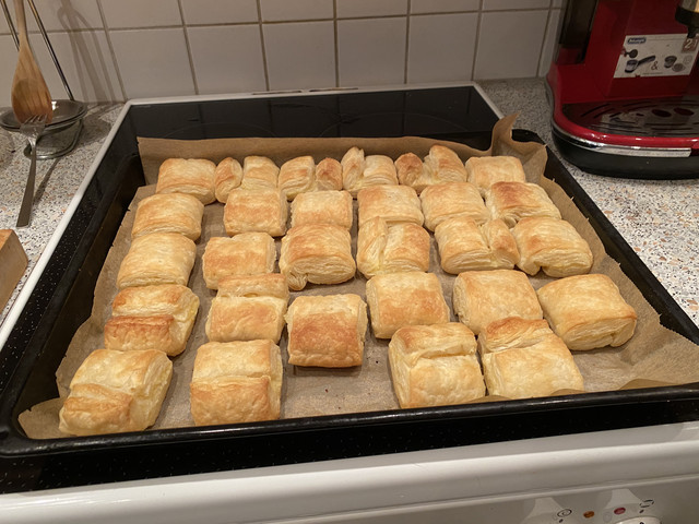 DBCC5-B41-C3-AA-422-D-BD1-A-9376-C576-EF