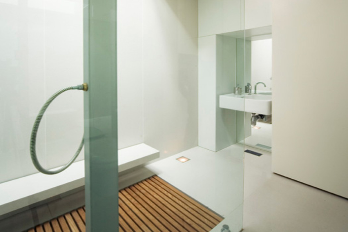 Caesarstone
