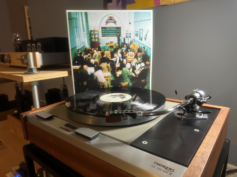 Oasis-The-Masterplan-Front.jpg