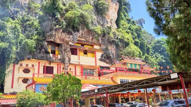 gallery Nam Thean Tong Temple 01.webp