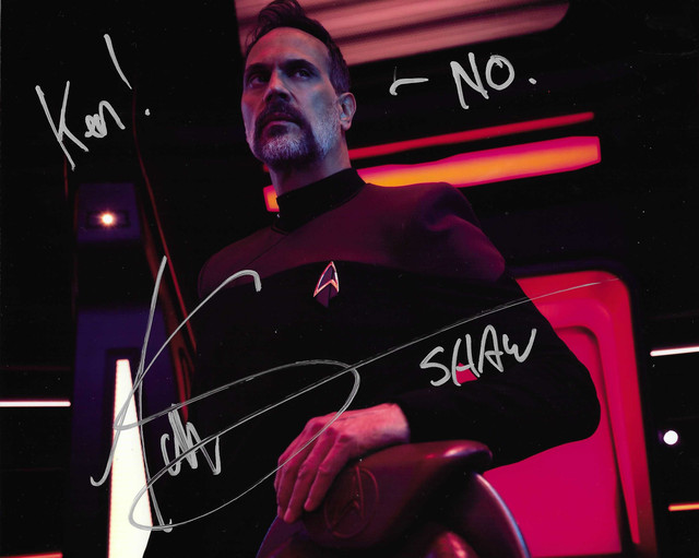 Todd-Stashwick-auto