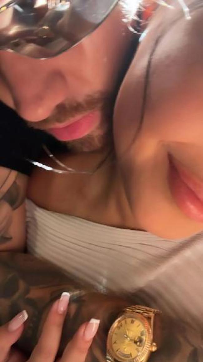 Sin embargo, la pareja no estuvo vinculada sentimentalmente hasta 2022.Instagram/alianamawla