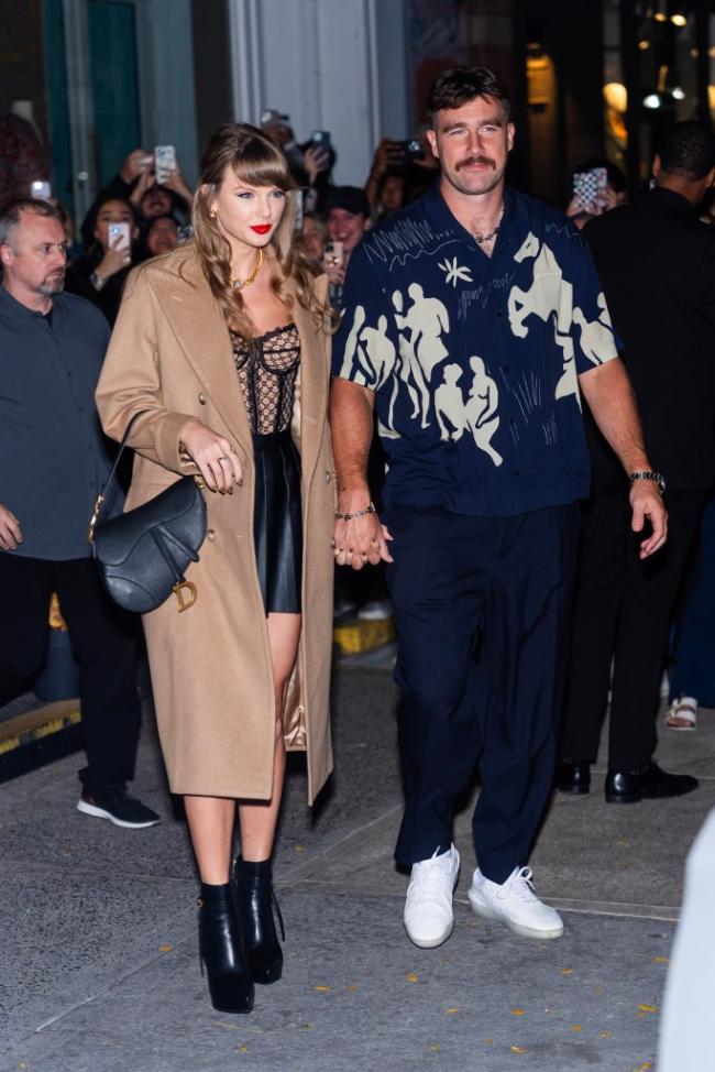 Swift dijo que tomaron la decisión de hacer pública su relación porque están “orgullosos” el uno del otro.Imágenes GC