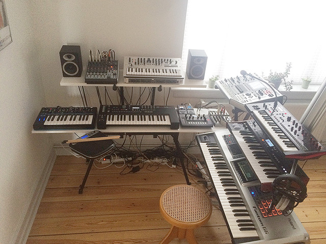 Ufo Studio1