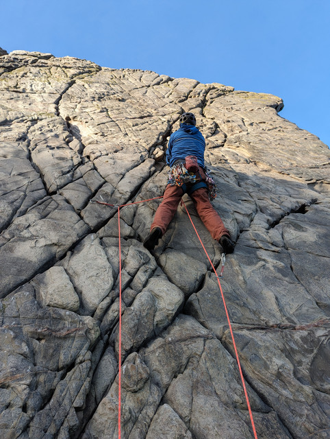 PXL-20240203-131736363