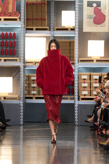 LOOK 51.jpg