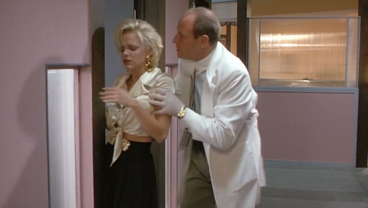 The Dentist Screenshot