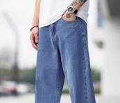 The History of Baggy Jeans - From 90s to Now