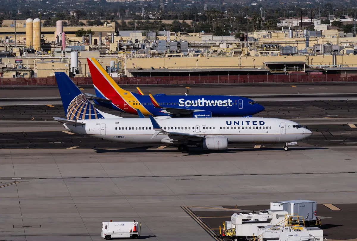 United’s America250 Livery Sparks Mixed Reactions Compared to Southwest’s Patriotic Paint