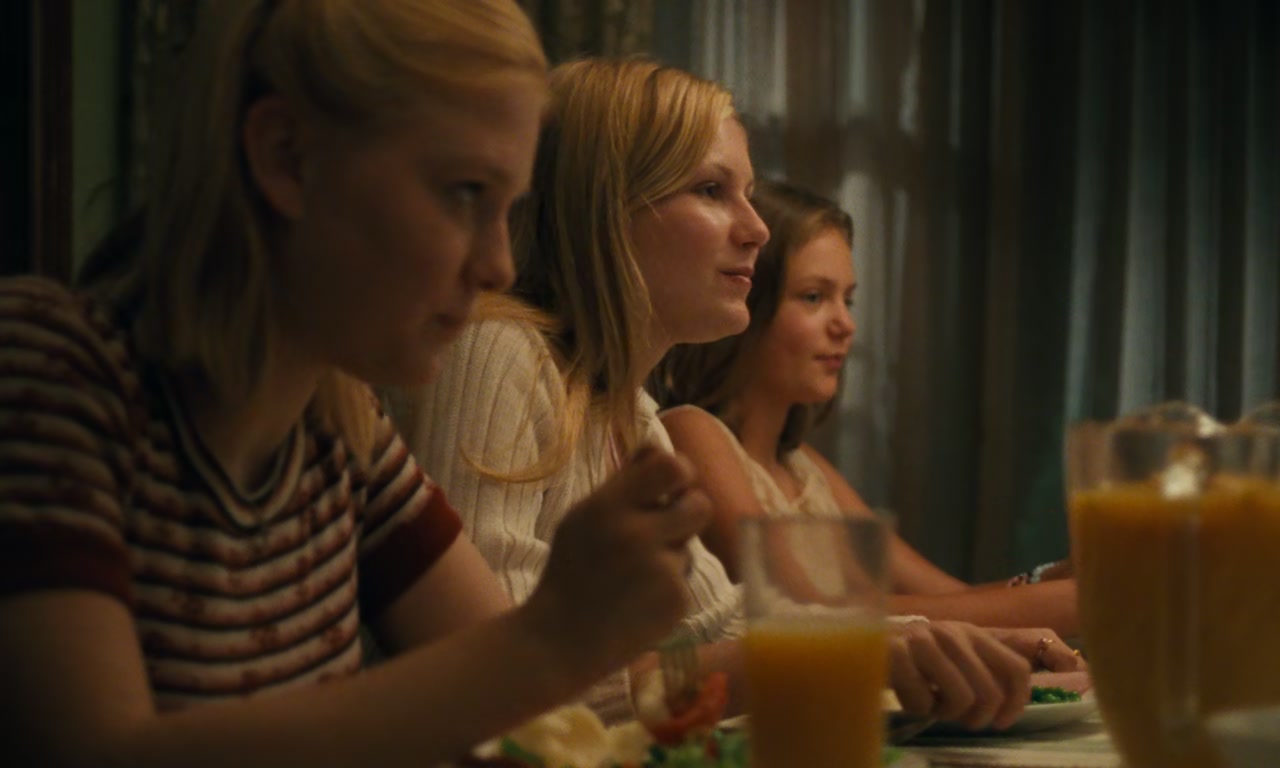 The Virgin Suicides Screenshot