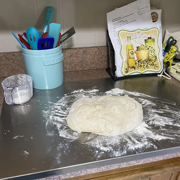Massa de pão na tábua
