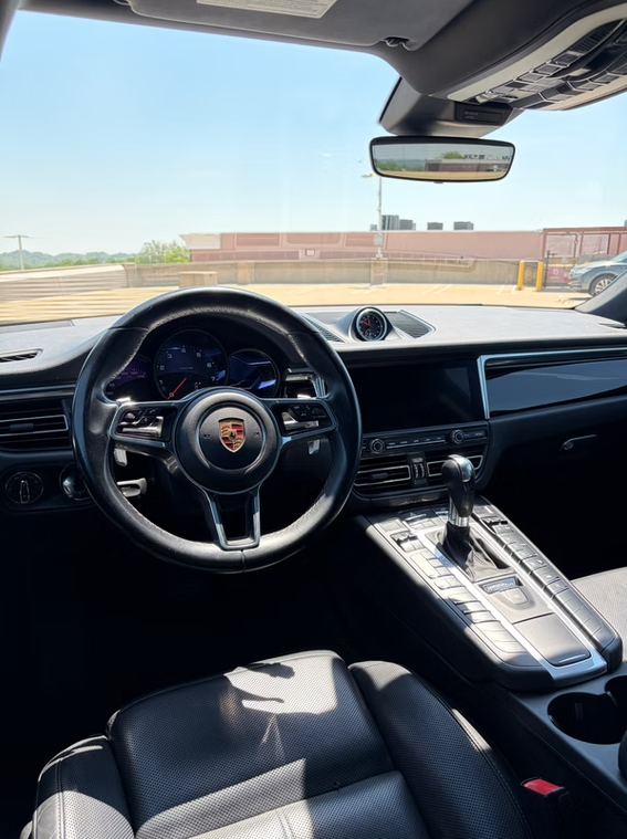 Porsche Macan photo 5