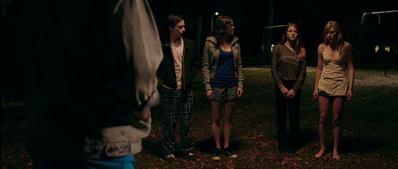 It Follows Screenshot