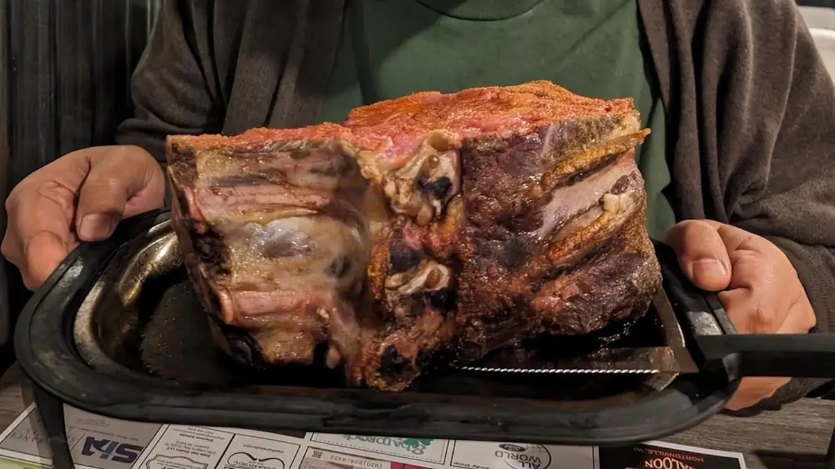 Wisconsin Supper Club Offers 10-Pound Prime Rib Challenge