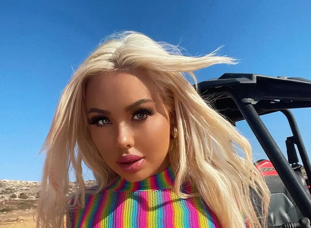 Amanda Breden Wallpapers Insta Fit Bio (13)