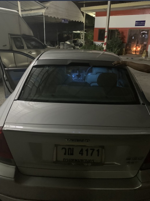 Spoiler-Rear-Roof.jpg