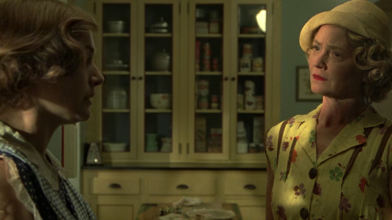 Mildred Pierce Screenshot