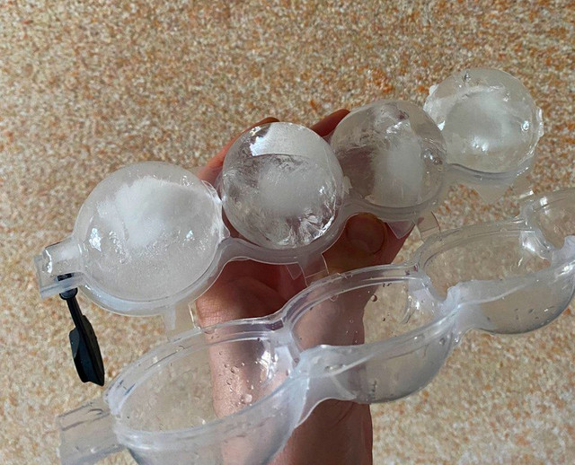 Форма для льоду Ice Cube Makers 4 кульки