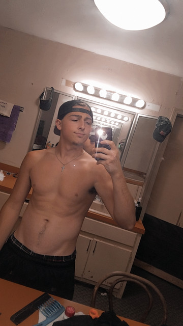 Snapchat-390033698