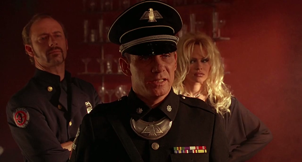 Barb Wire Screenshot