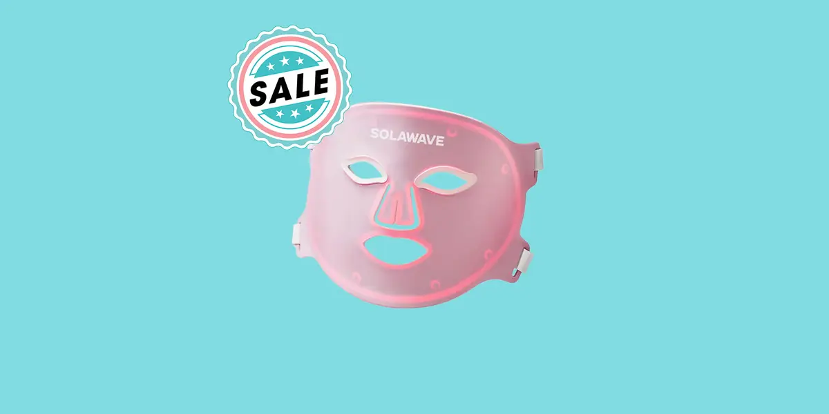 Red Light Therapy Mask Gains Praise from Editor, Offers BOGO Deal