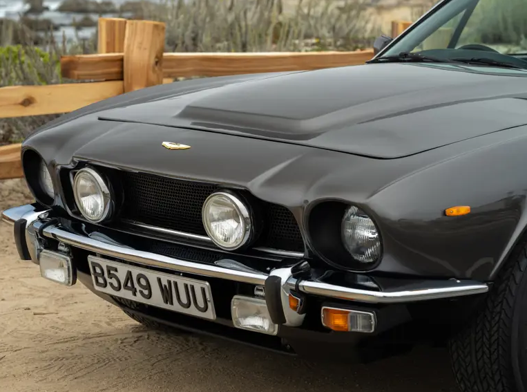 Sorteo del mes agosto'26: logo Aston Martin 6 aaaa