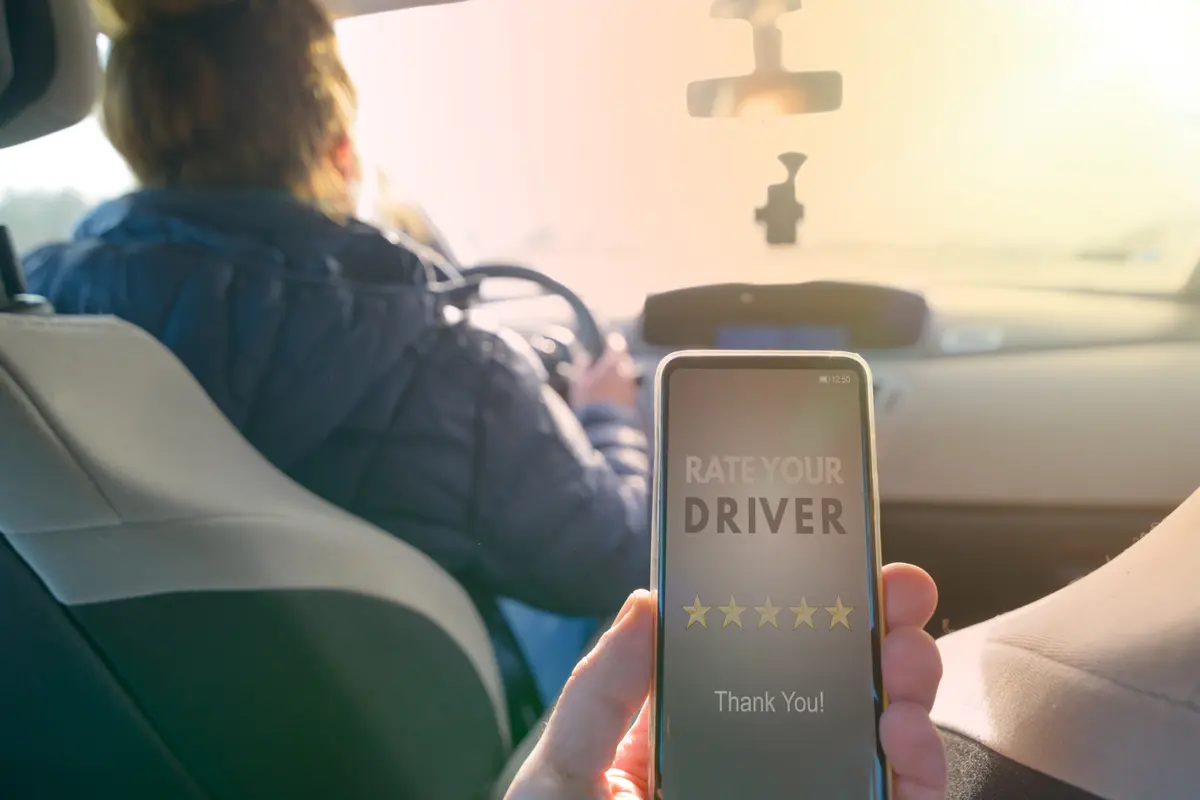 Evaziune de sute de milioane de euro în transportul alternativ. Cum se întreține fenomenul