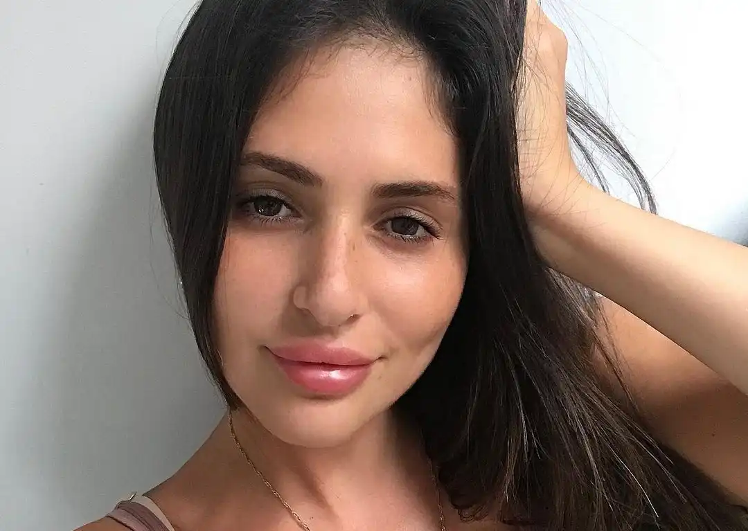 Aliss Blond Wallpapers Insta Fit Bio (3)