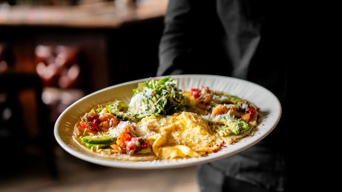 Mexican Buffet Chain Nears Extinction