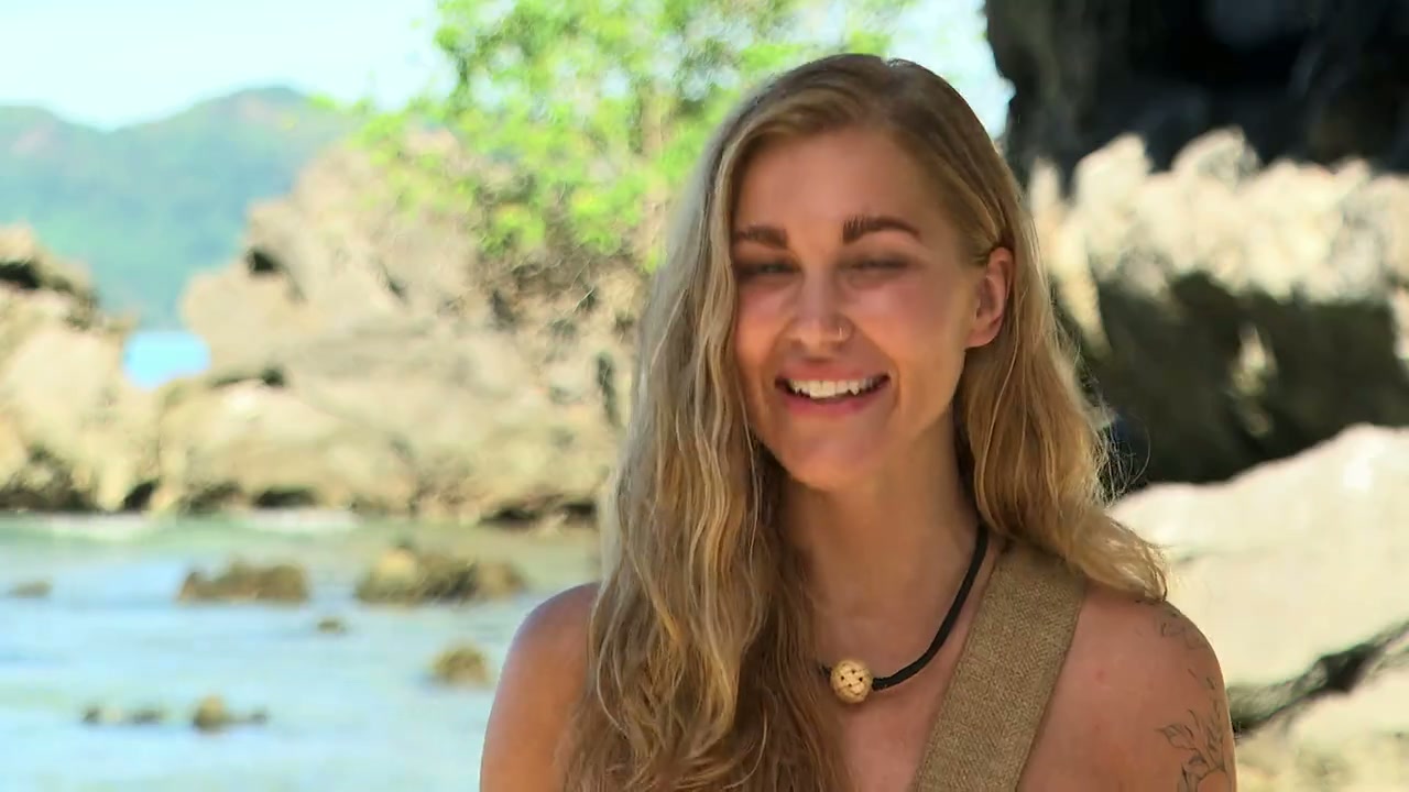 Naked and Afraid of Love Screenshot