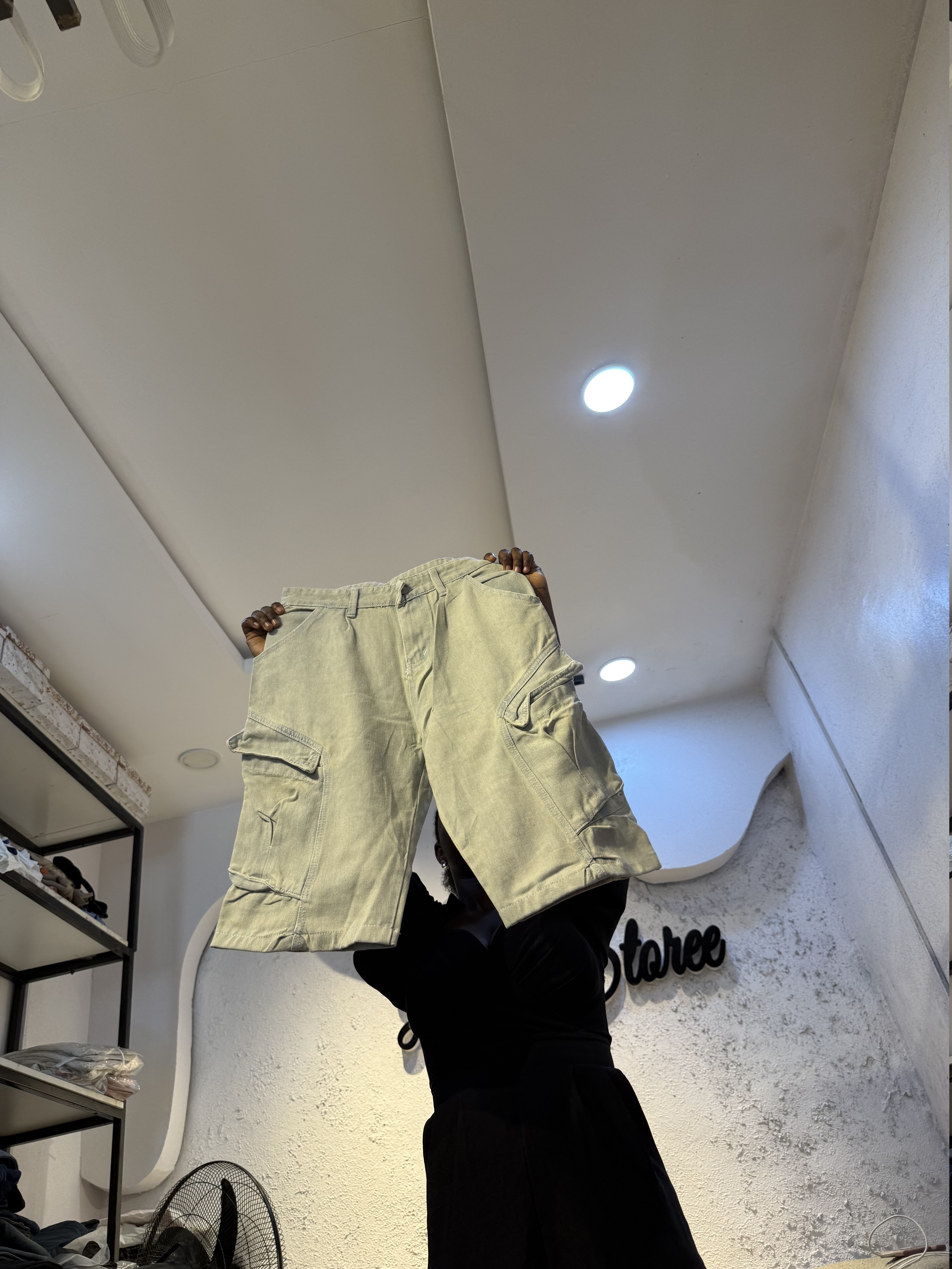 Waist 28