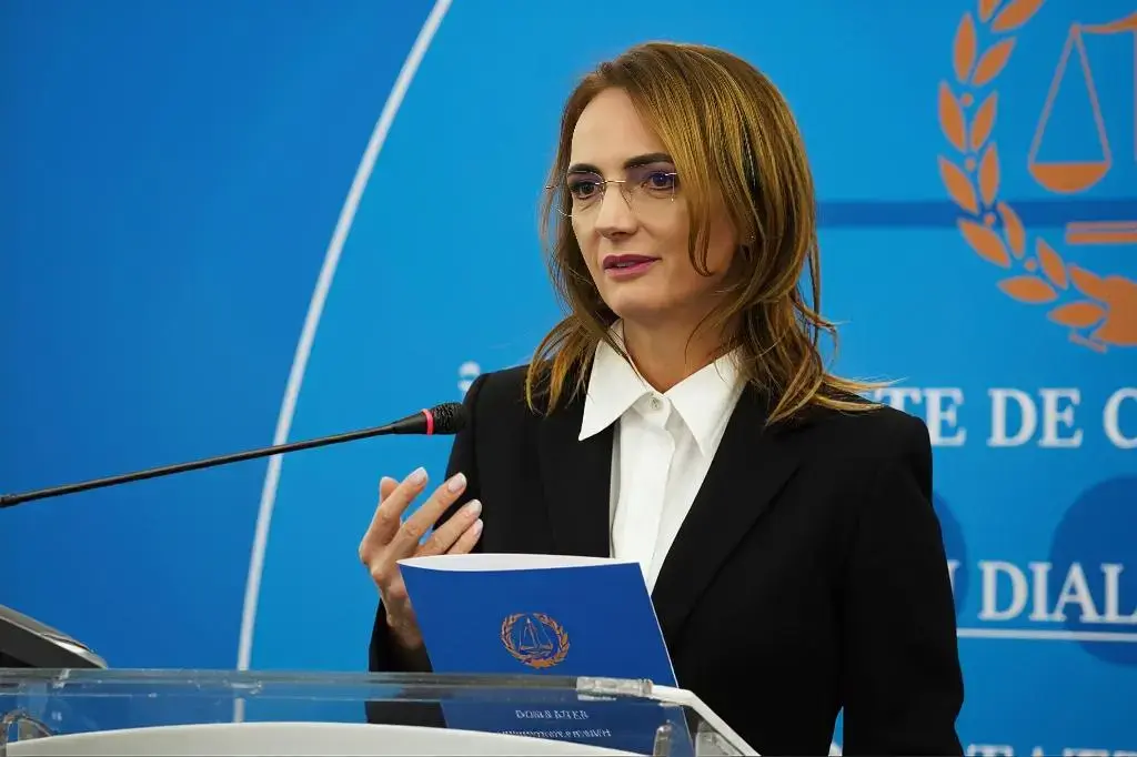 Înalta Curte solicită lămuriri urgente și complete despre întâlnirea dintre Bolojan și președintele Curții Con