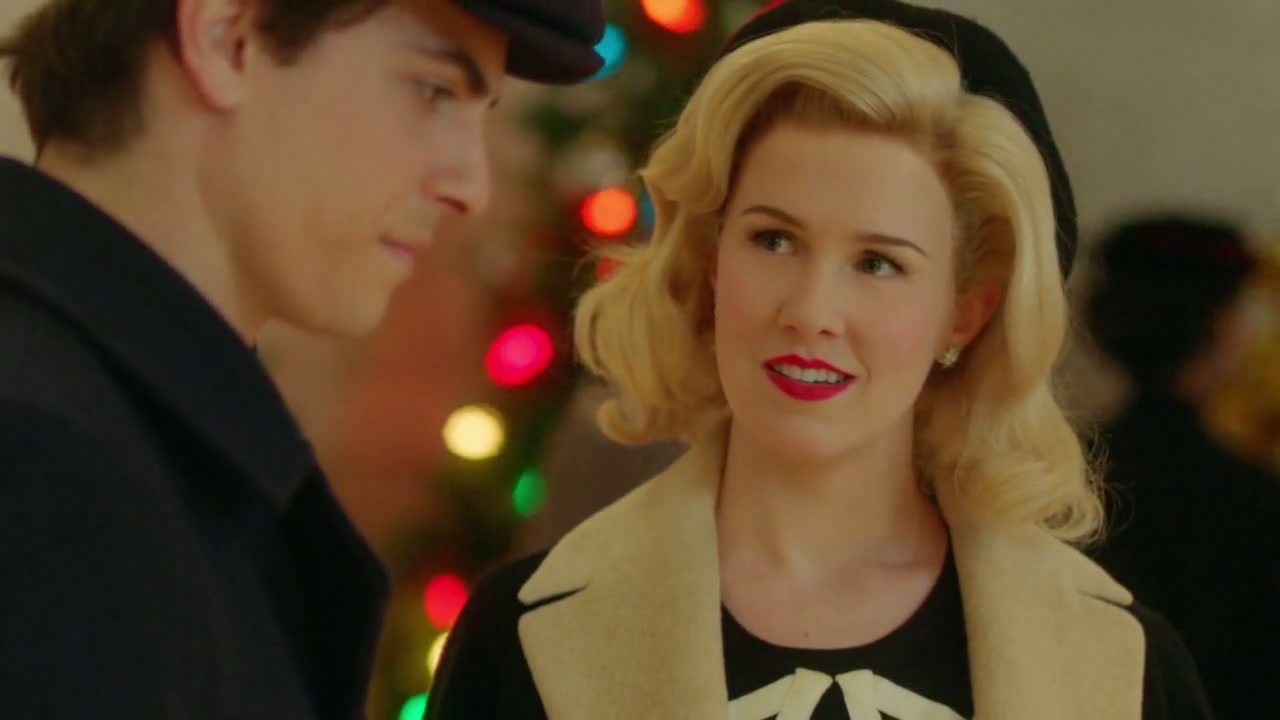 A Holiday Spectacular Screenshot