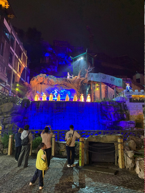 Украденное солнце. Universal Beijing Resort, Гуйлинь, Фужун, Чжанцзяцзе, Фэнхуан, Яншо. 8-17 апреля 2026. Украденное солнце. Universal Beijing Resort, Гуйлинь, Фужун, Чжанцзяцзе, Фэнхуан, Яншо. 8-17 апреля 2026.