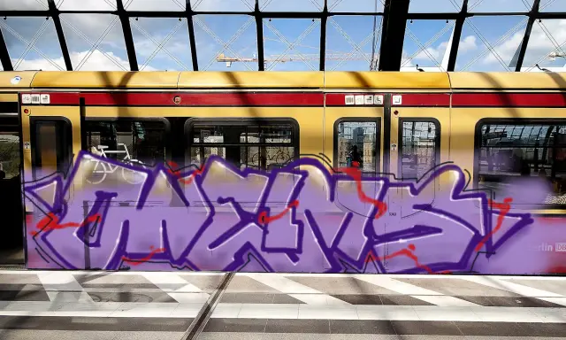 Graffiti artwork by PSYCHO70s