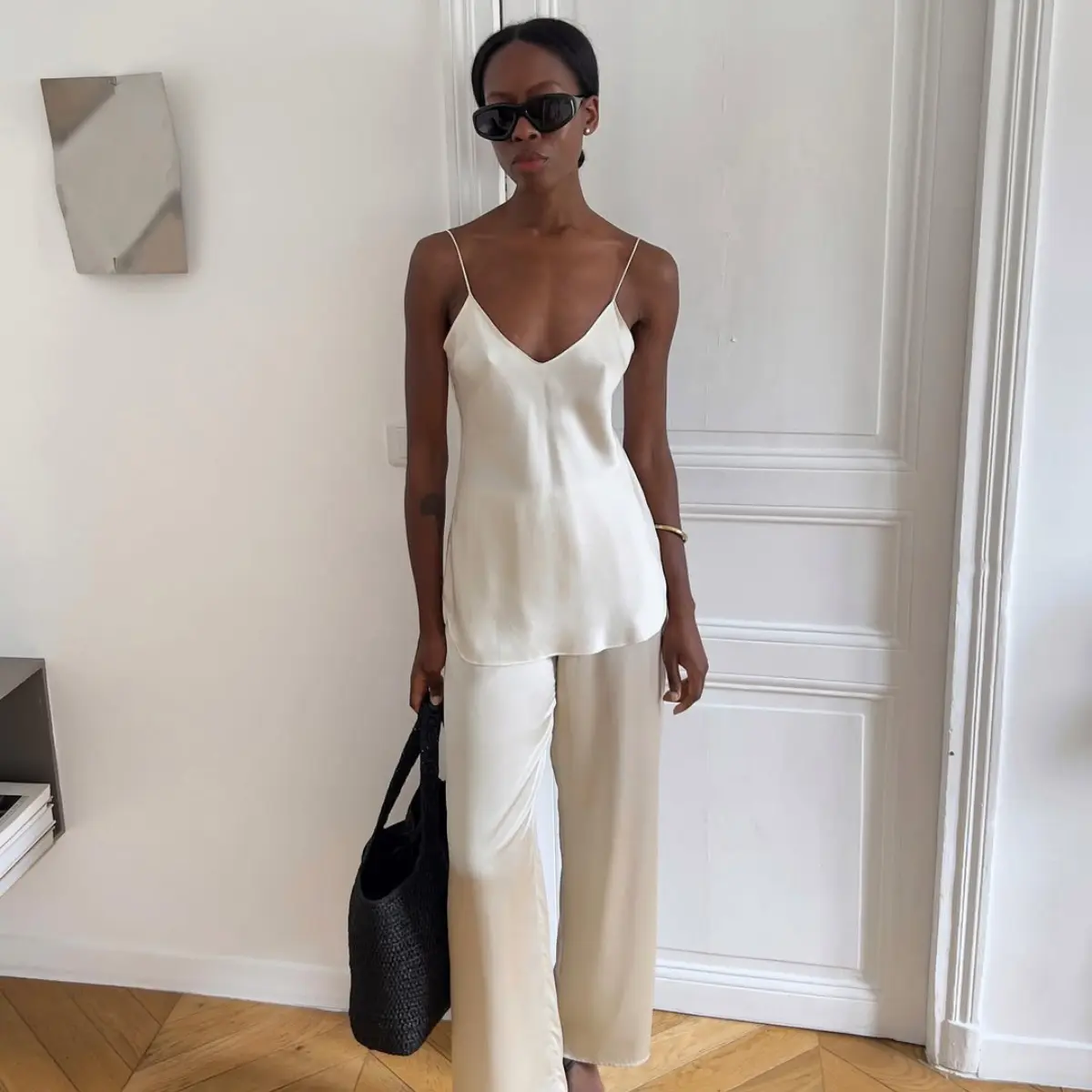 French Women's Summer Style Formulas: Easy Outfits for Any Occasion