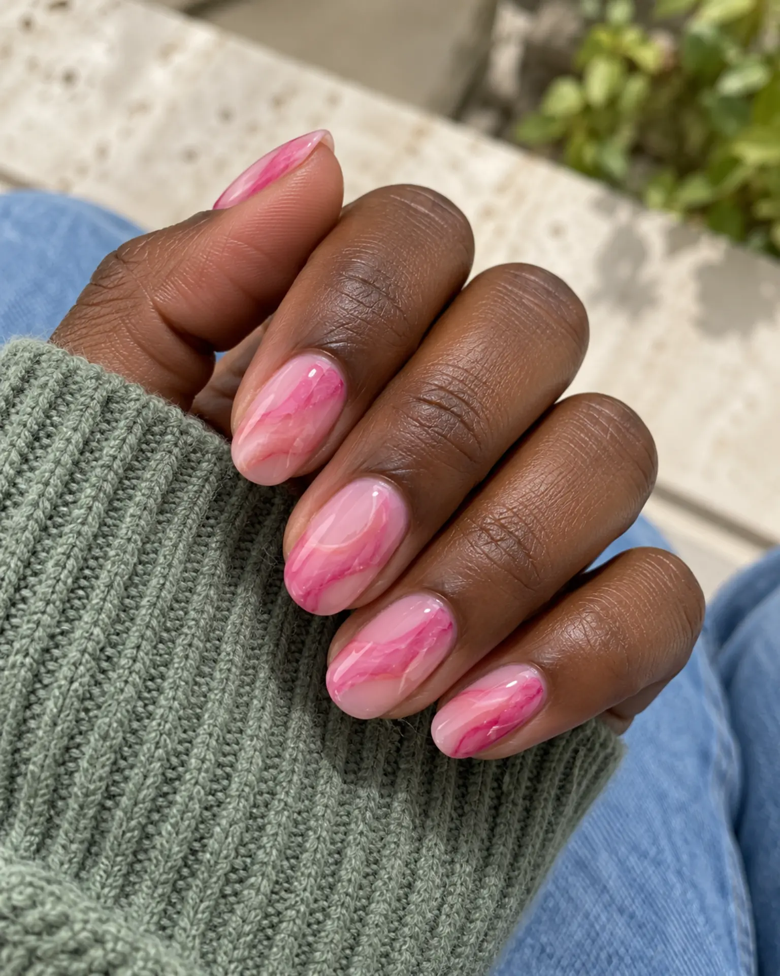 Pink Soft Marble Vein manicure inspiration for pink nail ideas