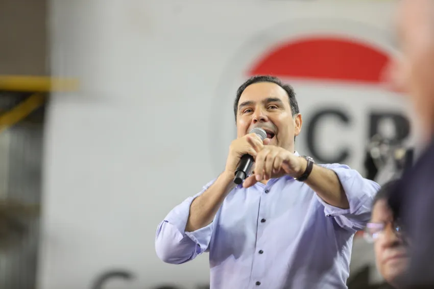 GOBERNADOR DE CORRIENTES Gustavo Valdés aseguró que acompañará la Ley Ómnibus: “La gente votó un cambio y tenemos que acompañar”