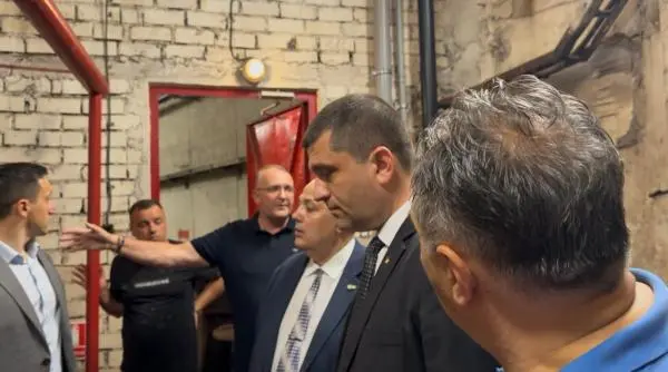 Inundație la metrou: apa va fi evacuată curând de la Piața Victoriei 2