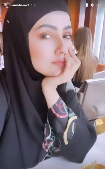 dost ki ammi aur bhen ko choda