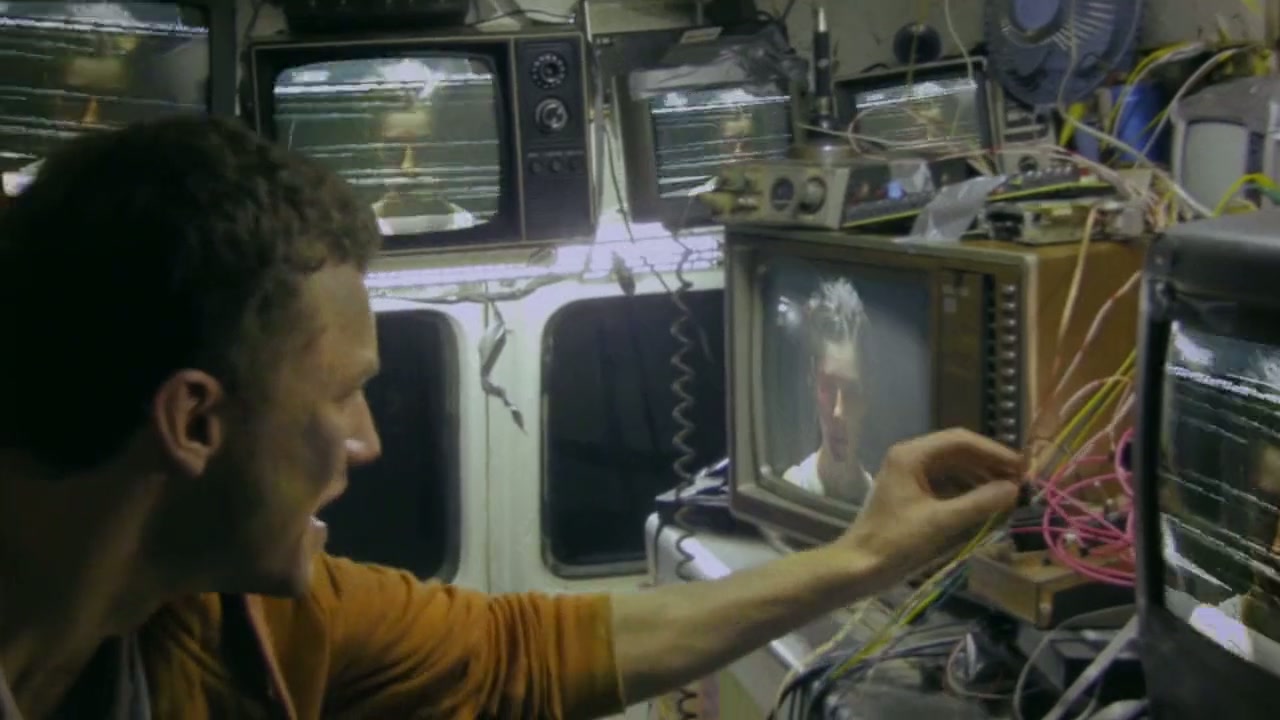 V/H/S Viral Screenshot