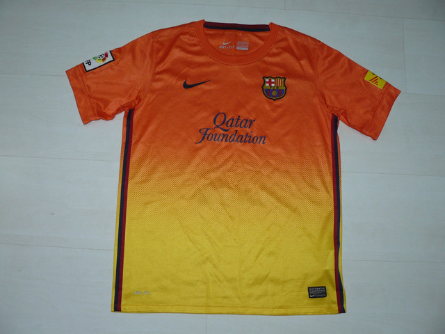 barca-12-away1