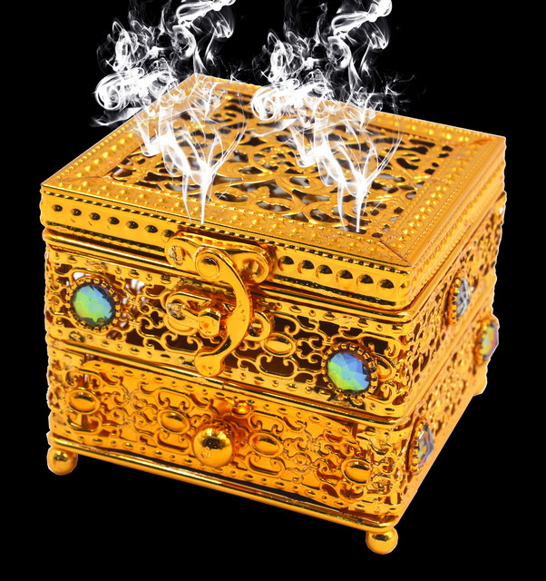 Bakhoor-Box-3.jpg