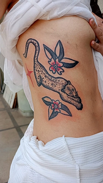 Blackwork por Juliana Janeiro