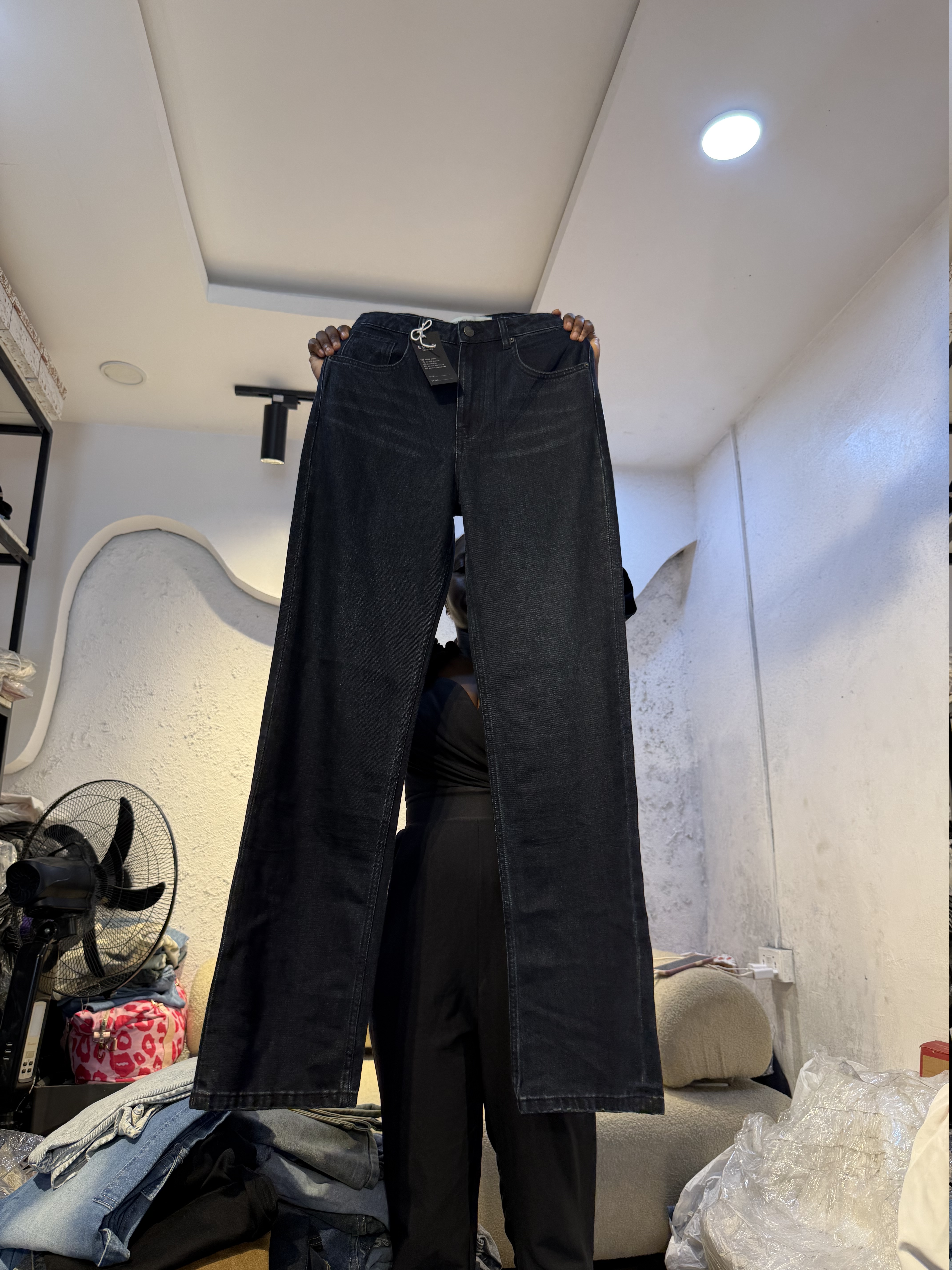 Waist 28