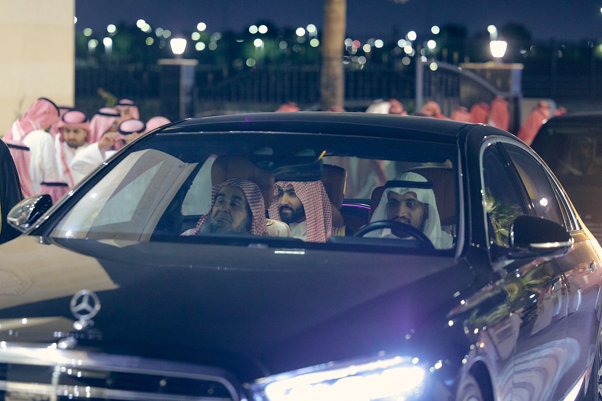 RM (382)