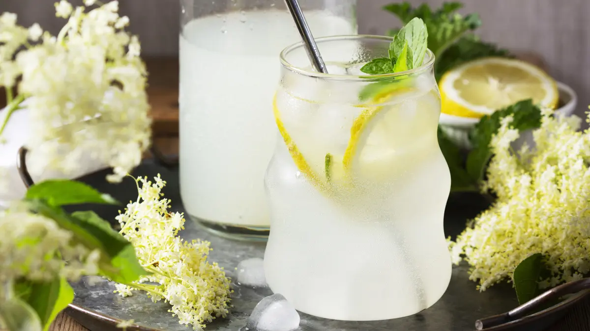 The Ultimate Fizzy Summer Cooler Hits Trader Joe's Shelves
